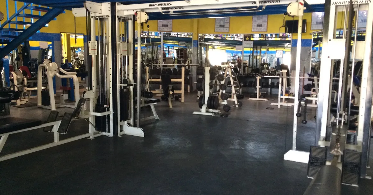Revolution POWER FITNESS GYM