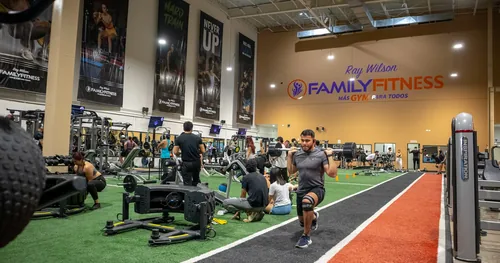 Ray Wilson Family Fitness La Paz, gimnasio en La Paz, Baja California Sur