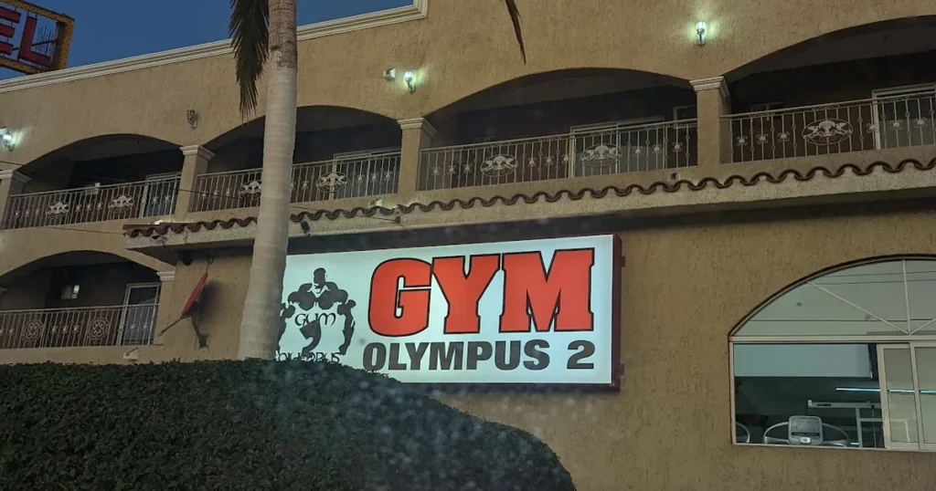 Cholos Gym House
