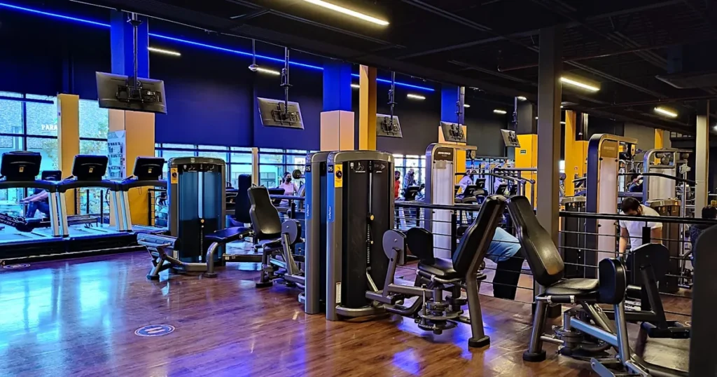 Gimnasio Smart Fit – Distrito Uno