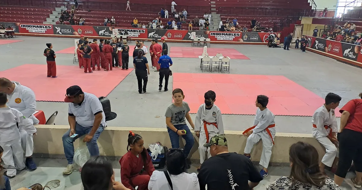Gimnasio Municipal Josué Neri Santos