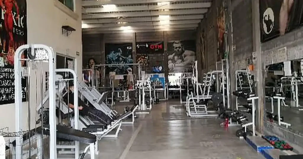 IRON GYM SUR