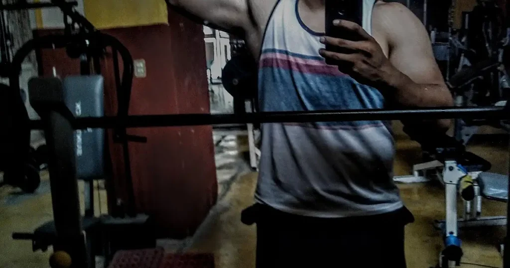Gold GYM Arteaga