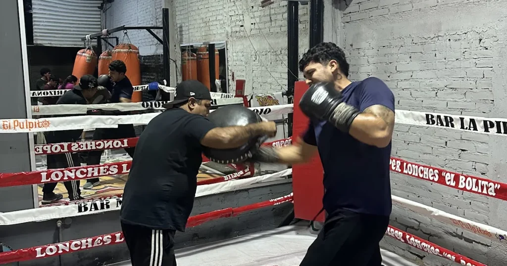 Gym cobrita Luna boxeo