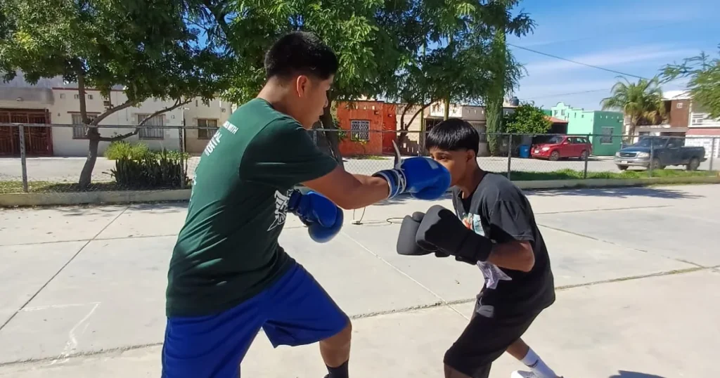 TEAM BOXING MORA