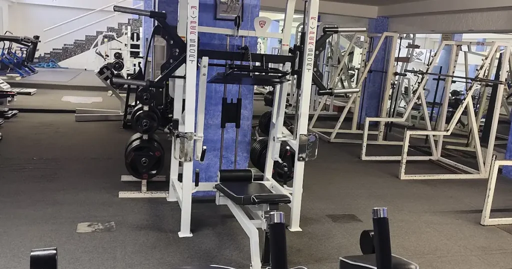 Muscle & fitness center
