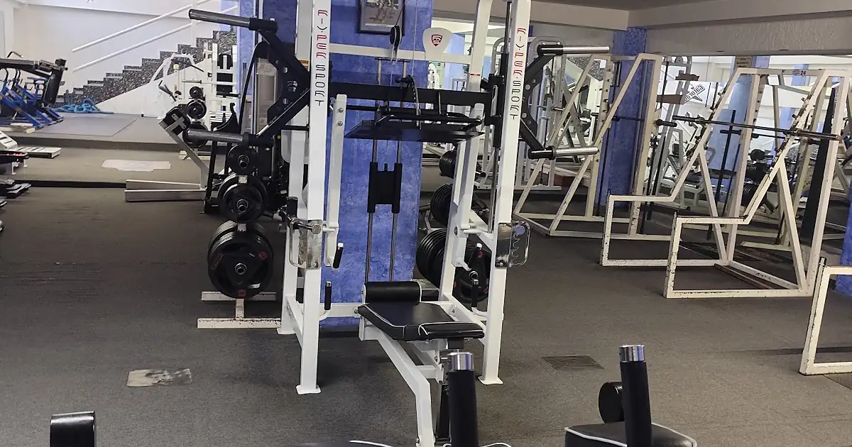 Muscle & fitness center