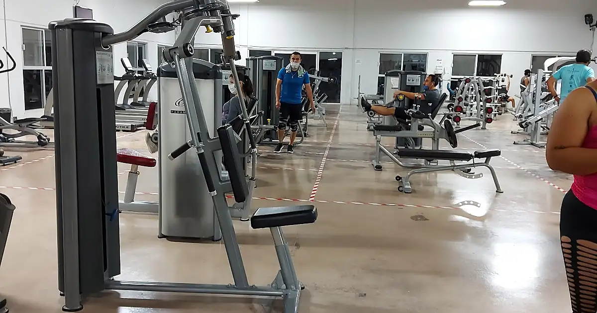 Gimnasio de Pesas Unidad Deportiva Satelite