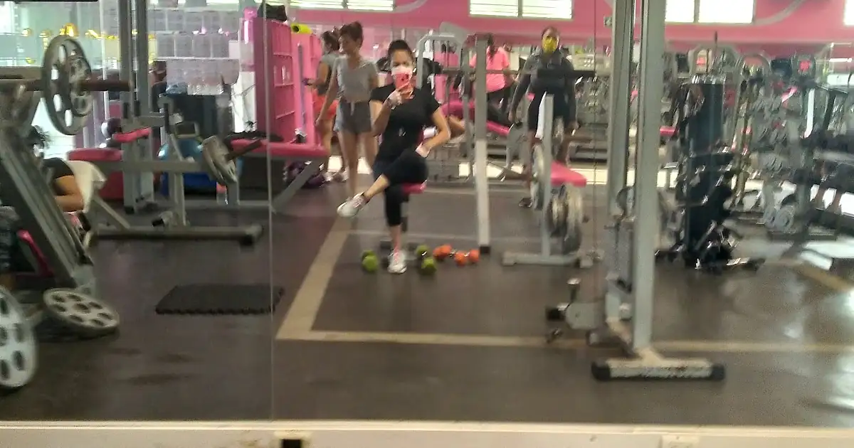 Woman Gym & Fitness
