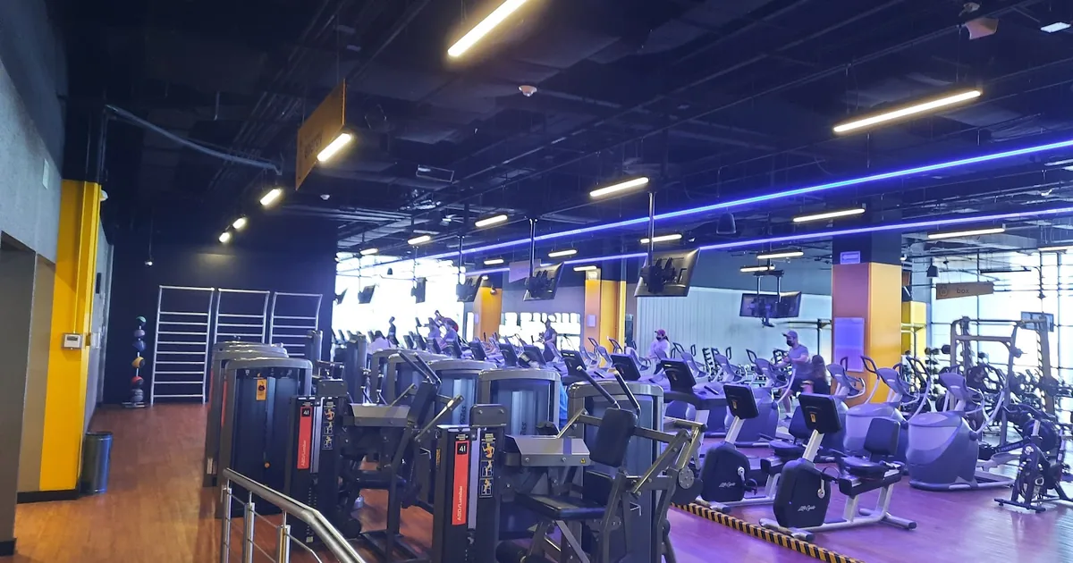 Gimnasio Smart Fit – Altama