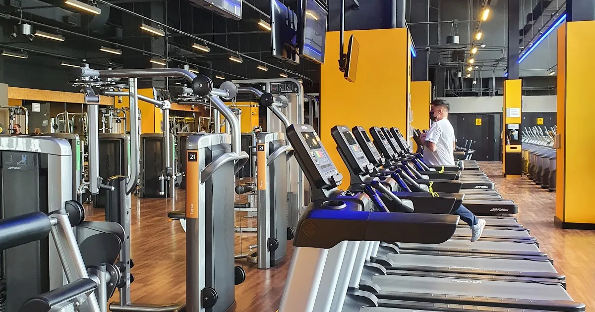 Gimnasio Smart Fit – Camarones