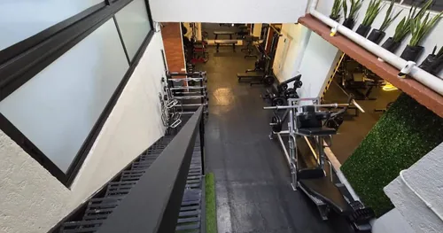 ALX GYM, gimnasio en Cuajimalpa de Morelos, Ciudad de México