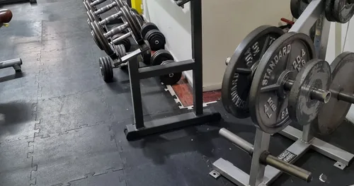 IRON FITNESS, gimnasio en Cuajimalpa de Morelos, Ciudad de México