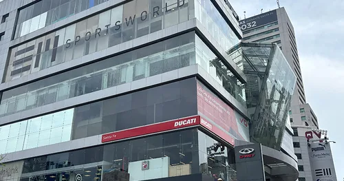 Sports World Santa Fe, gimnasio en Cuajimalpa de Morelos, Ciudad de México