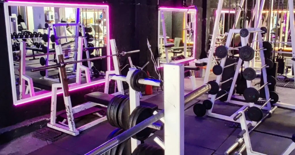 Mutant gym & fitness