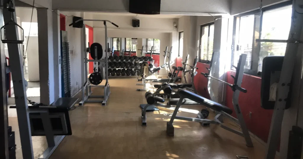 424 GYM