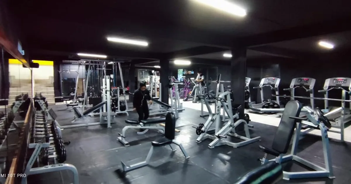 GYM 180° FITNESS CENTER CLUB
