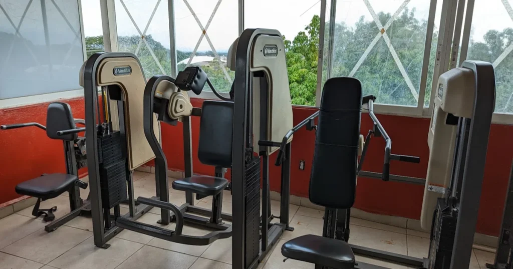 Fitness World GYM