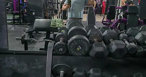 Arnold Gym Manzanillo, gimnasio en Manzanillo, Colima