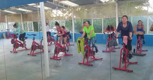 Spinning & Gym Femenil, gimnasio en Manzanillo, Colima