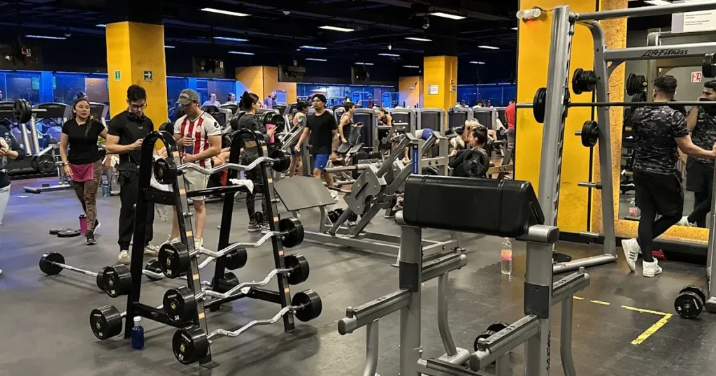 Gimnasio Smart Fit – Fórum Tlaquepaque