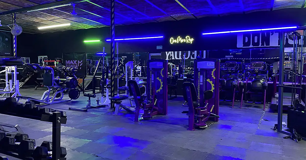 MAX FITNESS CLUB