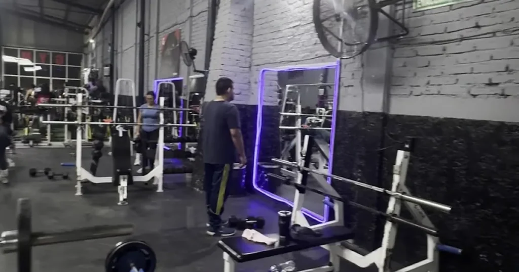 Valcros Gym Tonala