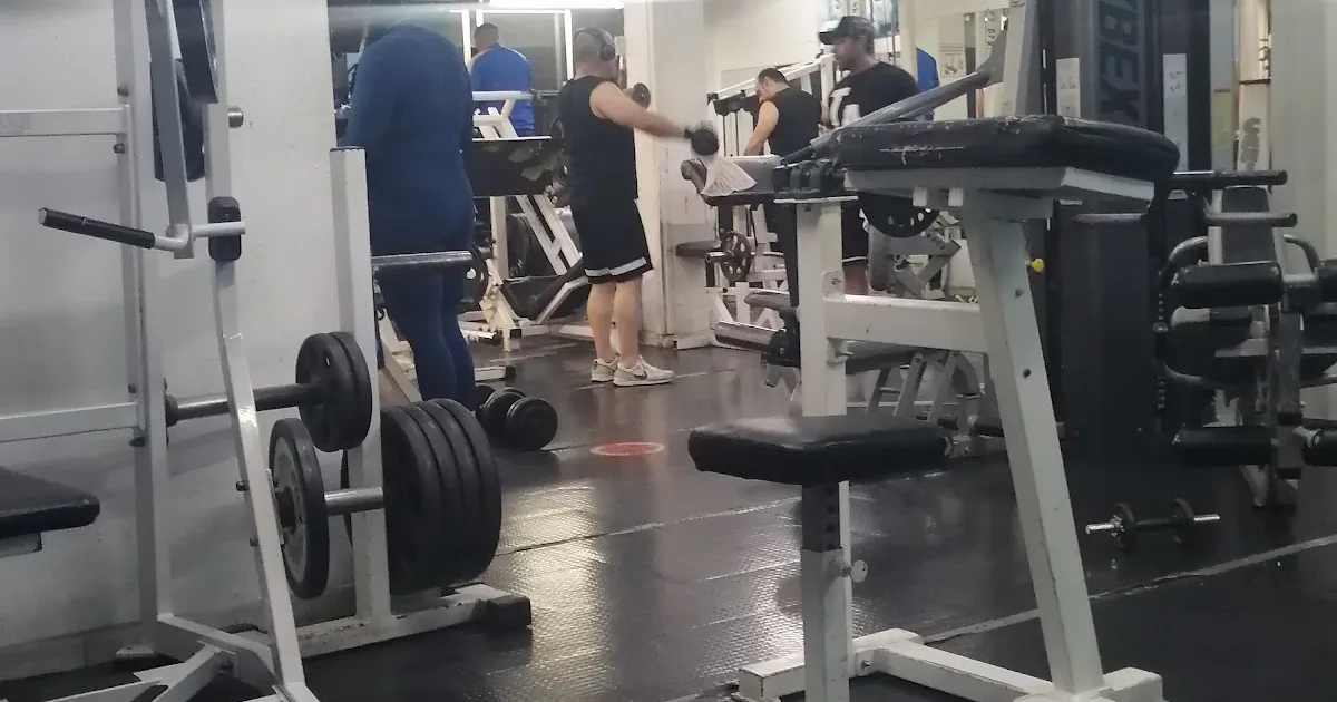 STRONG GYM
