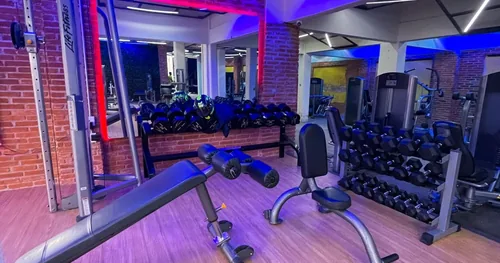EL GYM by cubic, gimnasio en Chimalhuacán, Estado de México