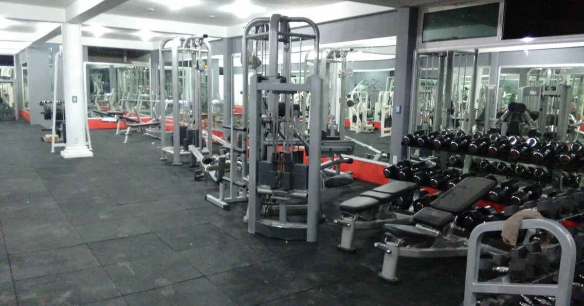 SPORT CLUB 300-GYM