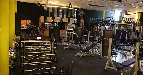 BlackFit Gym Neza, gimnasio en Nezahualcóyotl, Estado de México