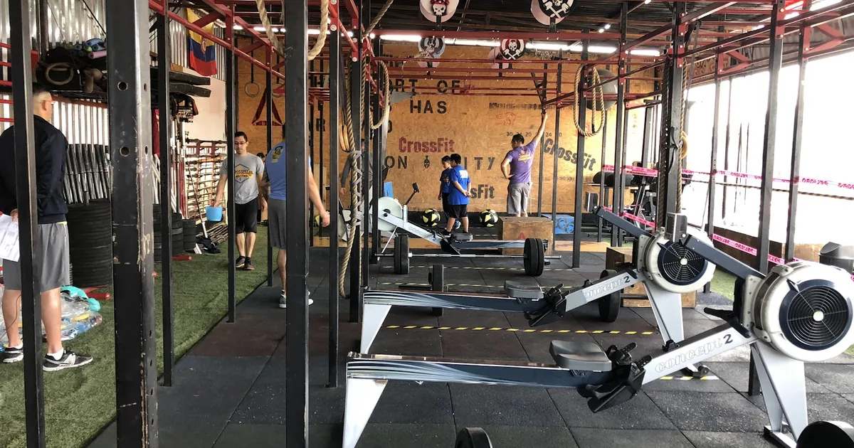 STRONG GYM
