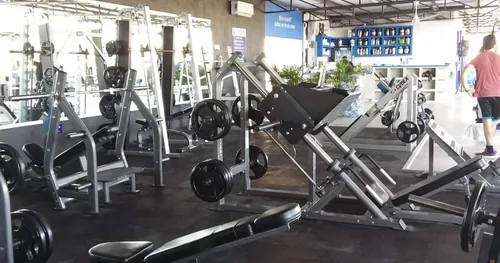 BAHIAFITCLUB, gimnasio en Bahía de Banderas, Nayarit