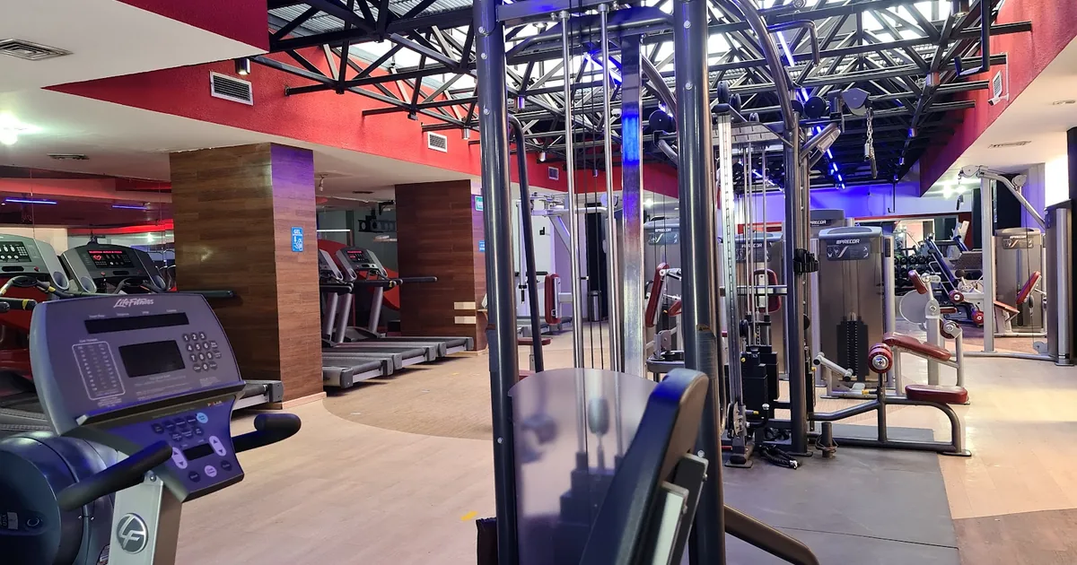 Ponte En Forma Gym Jardines De La Hacienda