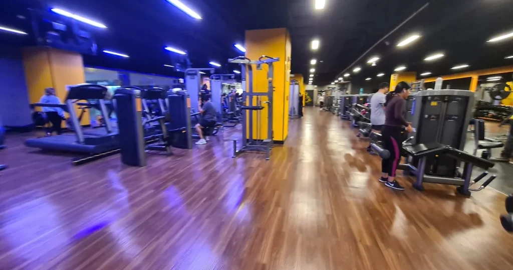 Gimnasio Smart Fit – La Victoria