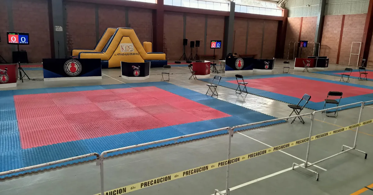 POLIDEPORTIVO