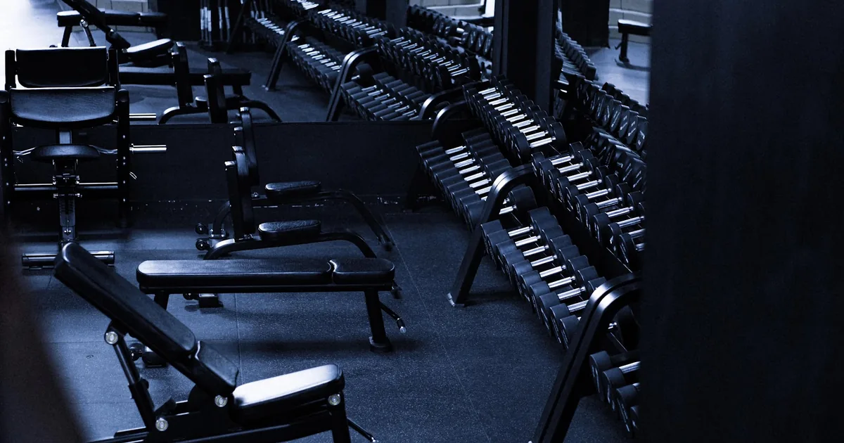 DARK GYM