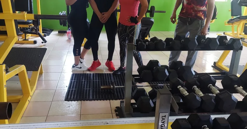 Gimnasio mixto JON BOSS
