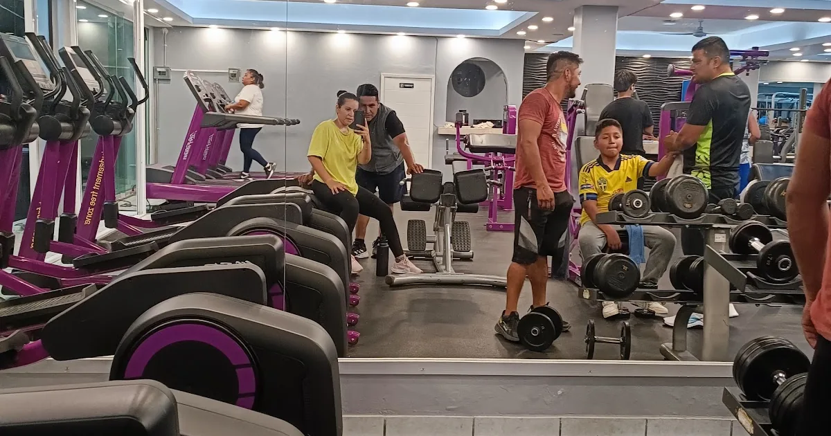 Leones Gym