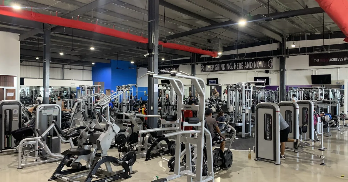 Family fitness pachuca