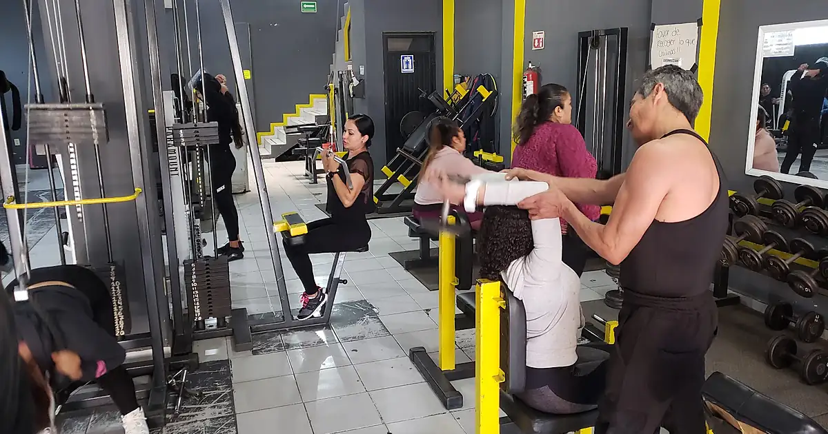 D&M Fitness, gimnasio mixto