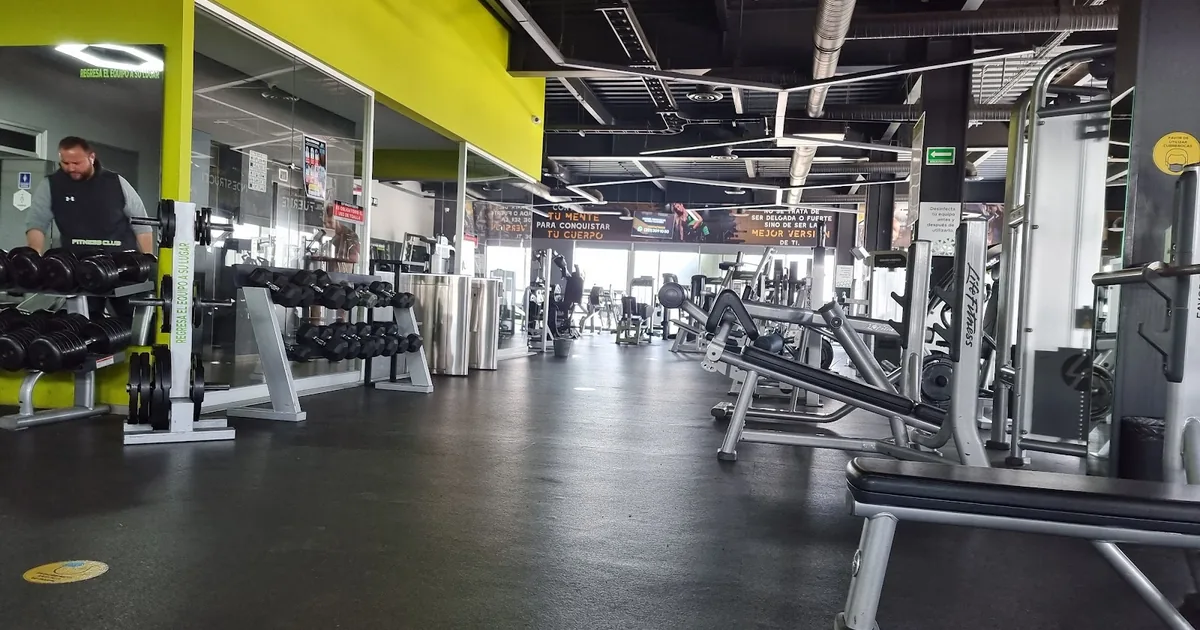 Strong Body Fitness Club