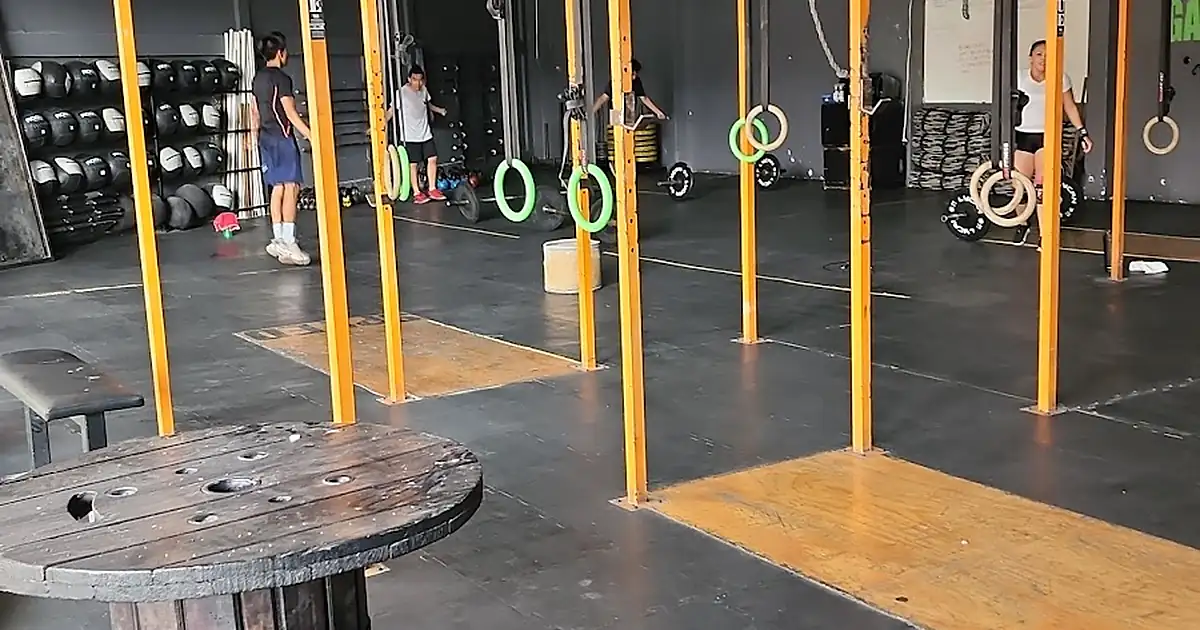 Urban KingDom Cross-Gym