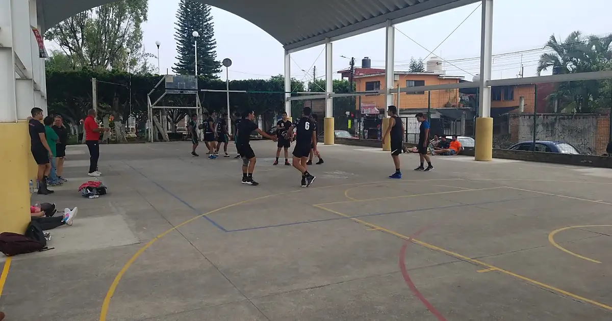 «Unidad Deportiva La Rosa»