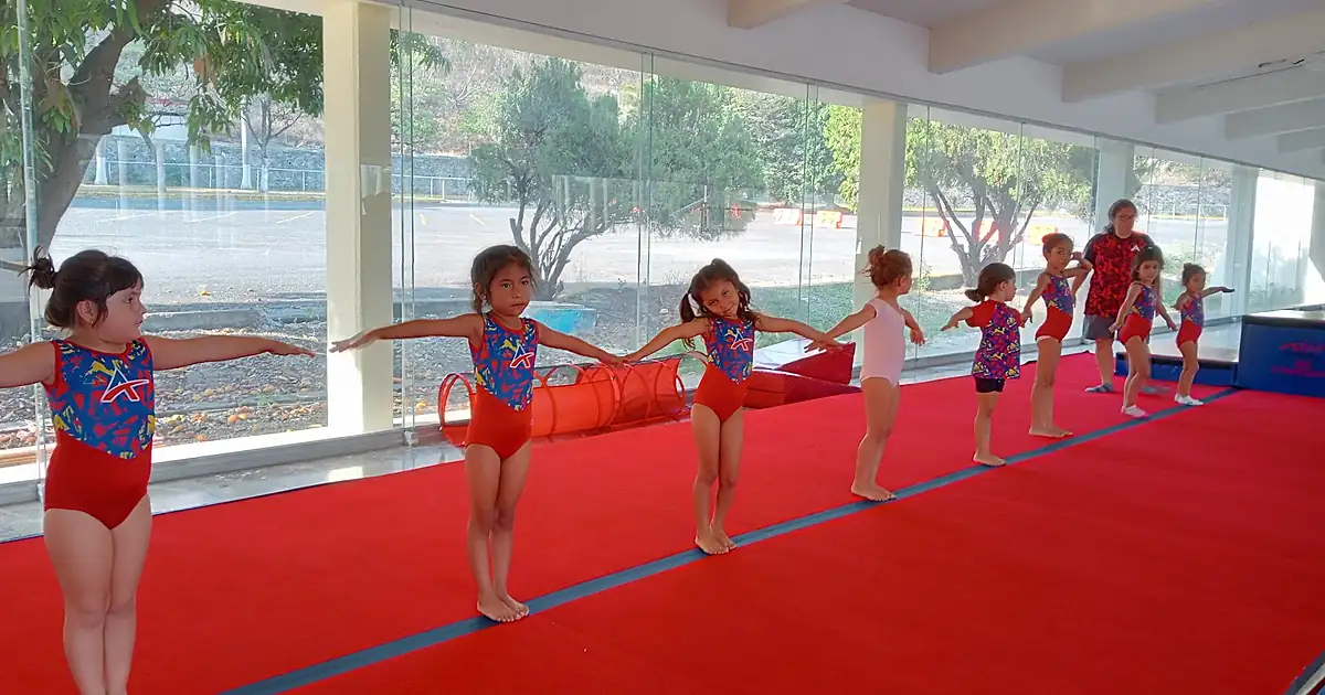 ACADEMIA DE GIMNASIA ADAMS
