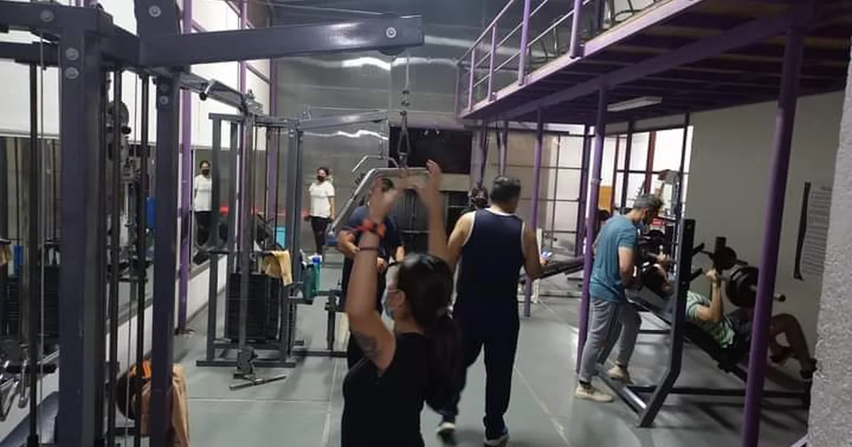 Zona Fitness Gimnasio Mixto