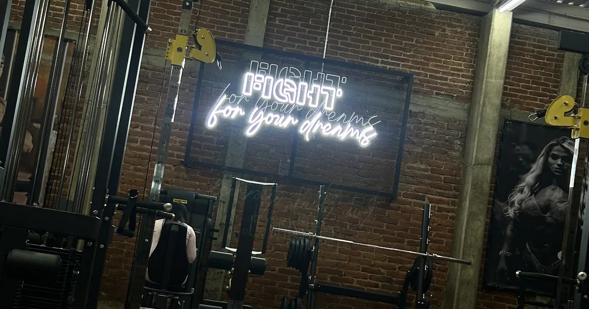 HEAVY DUTY GYM SM