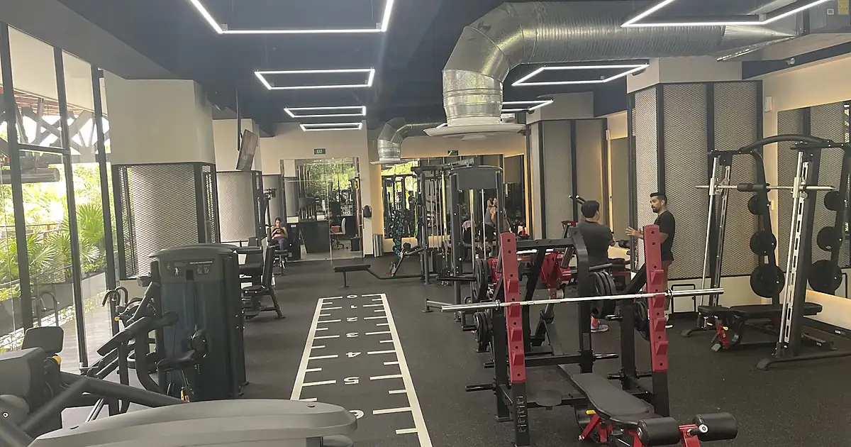 BE ELEMENT STUDIO FITNESS