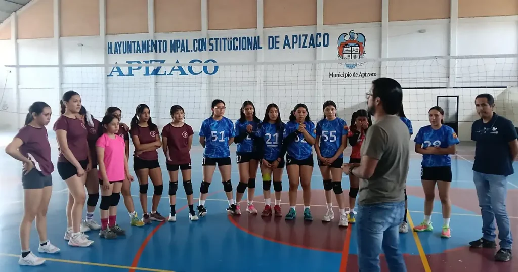 Gimnasio de usos múltiples Santa Rosa