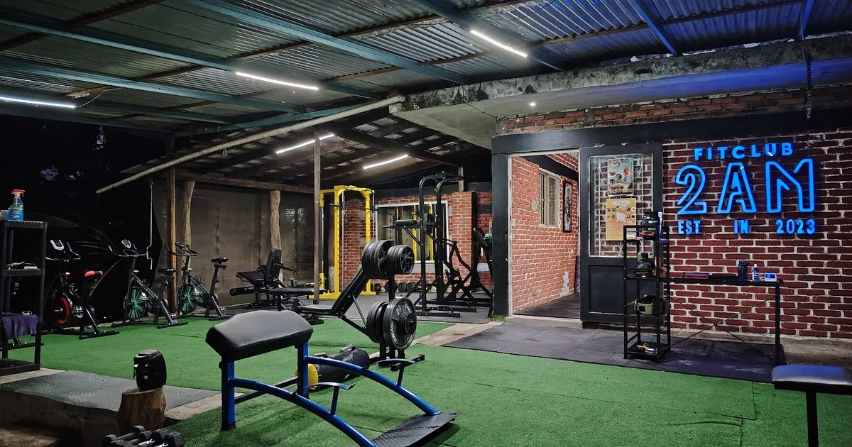 2AM FitClub